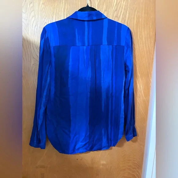 Anthropologie Cloth & Stone royal Blue Button Down Shirt XS - Picture 8 of 10